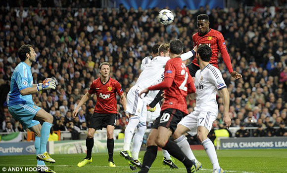 Pha ghi bàn mở tỷ số của Welbeck.