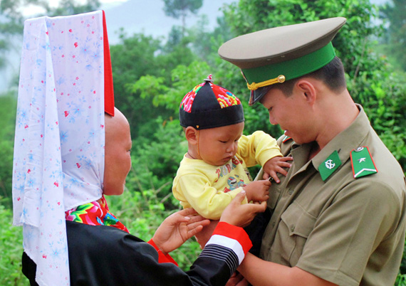 02 tác phẩm đoạt giải Nhì. Tác phẩm