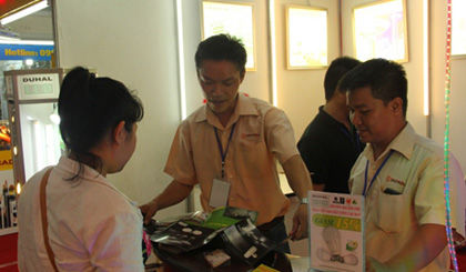 Nhiều dòng sản phẩm mới được trưng bày tại hội chợ.