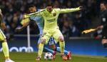 Suarez tỏa sáng, Barca lại thắng trên sân Man City