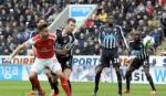 Thắng Newcastle, Arsenal tạm thời bỏ xa MU 4 điểm