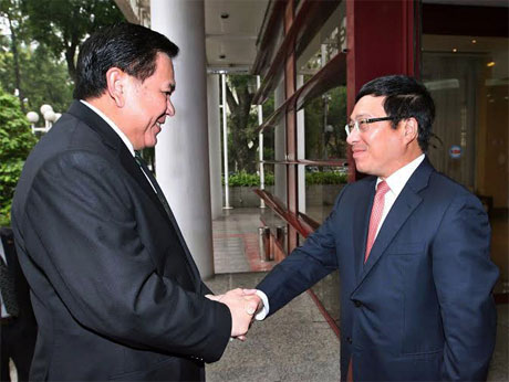 Phó Thủ tướng, Bộ trưởng Ngoại giao Phạm Bình Minh và Phó Thủ tướng, Bộ trưởng ngoại giao Thái Lan Tanasak Patimapragorn. Ảnh: VGP/Hải Minh 
