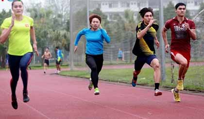 Không khí tập luyện khẩn trương tại đội tuyển điền kinh Việt Nam. (Ảnh: Trọng Phú)