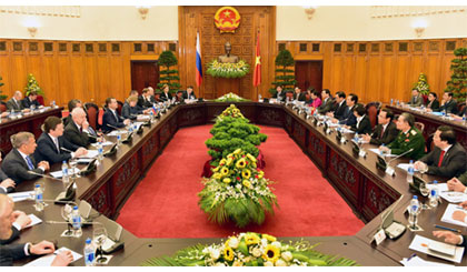 Thủ tướng Nguyễn Tấn Dũng hội đàm với Thủ tướng Liên bang Nga Dmitry Medvedev sáng ngày 6/4. Ảnh: VGP/Nhật Bắc