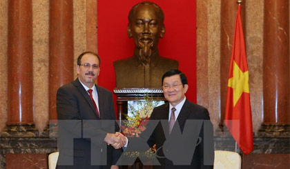 Chủ tịch nước Trương Tấn Sang tiếp ông Alejandro Castro, Đặc phái viên của Chủ tịch Cuba Raul Castro. Ảnh: Nguyễn Khang/TTXVN