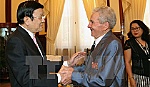 Chủ tịch nước tiếp thân mật gia đình cựu chuyên gia Xô viết