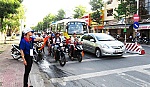 Đẹp thay hình ảnh TNTN tham gia điều tiết giao thông mùa thi