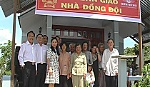 Huyện Cái Bè: Tặng nhà đồng đội