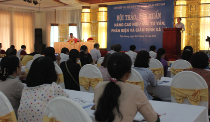 Tiến sĩ Phạm Văn Tân, Phó Chủ tịch Liên hiệp Hội phát biểu