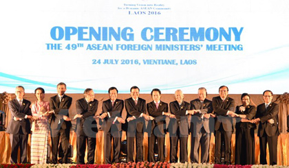 Các Bộ trưởng Ngoại giao ASEAN tại hội nghị. Ảnh: Phạm Kiên/Vietnam+