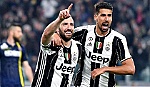 Juventus thăng hoa, Barcelona bất ngờ chững lại