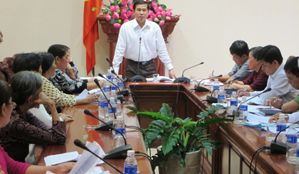 Chủ tịch UBND tỉnh Lê Văn Hưởng đối thoại, trả lời các hộ khiếu nại Dự án Nâng cấp, mở rộng Quốc lộ 1A.