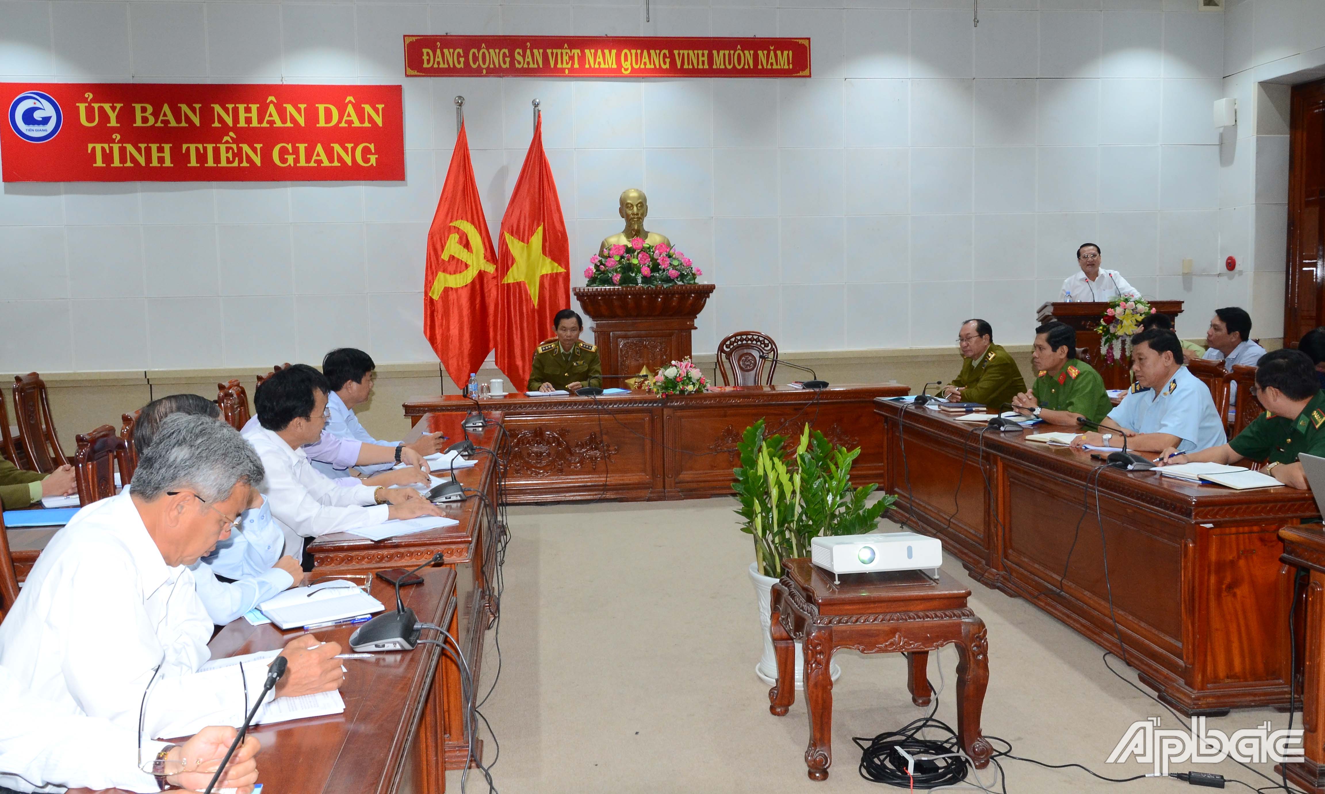 Quang cảnh hội nghị.