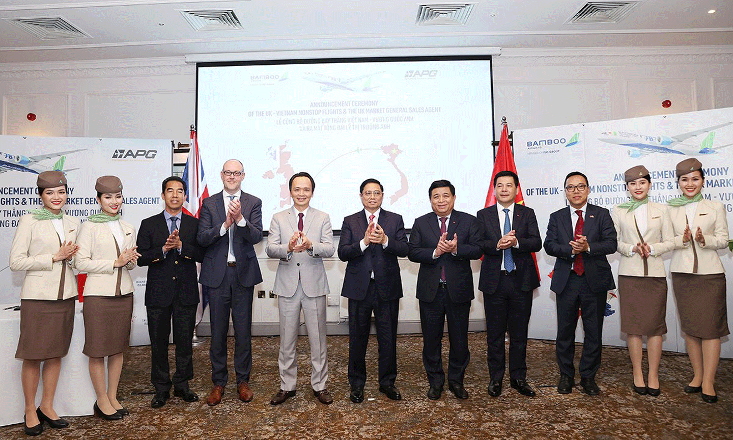 Thủ tướng Phạm Minh Chính dự Lễ ra mắt đường bay thẳng Việt Nam - Anh và Lễ công bố Tổng đại lý của hãng Bamboo Airways.