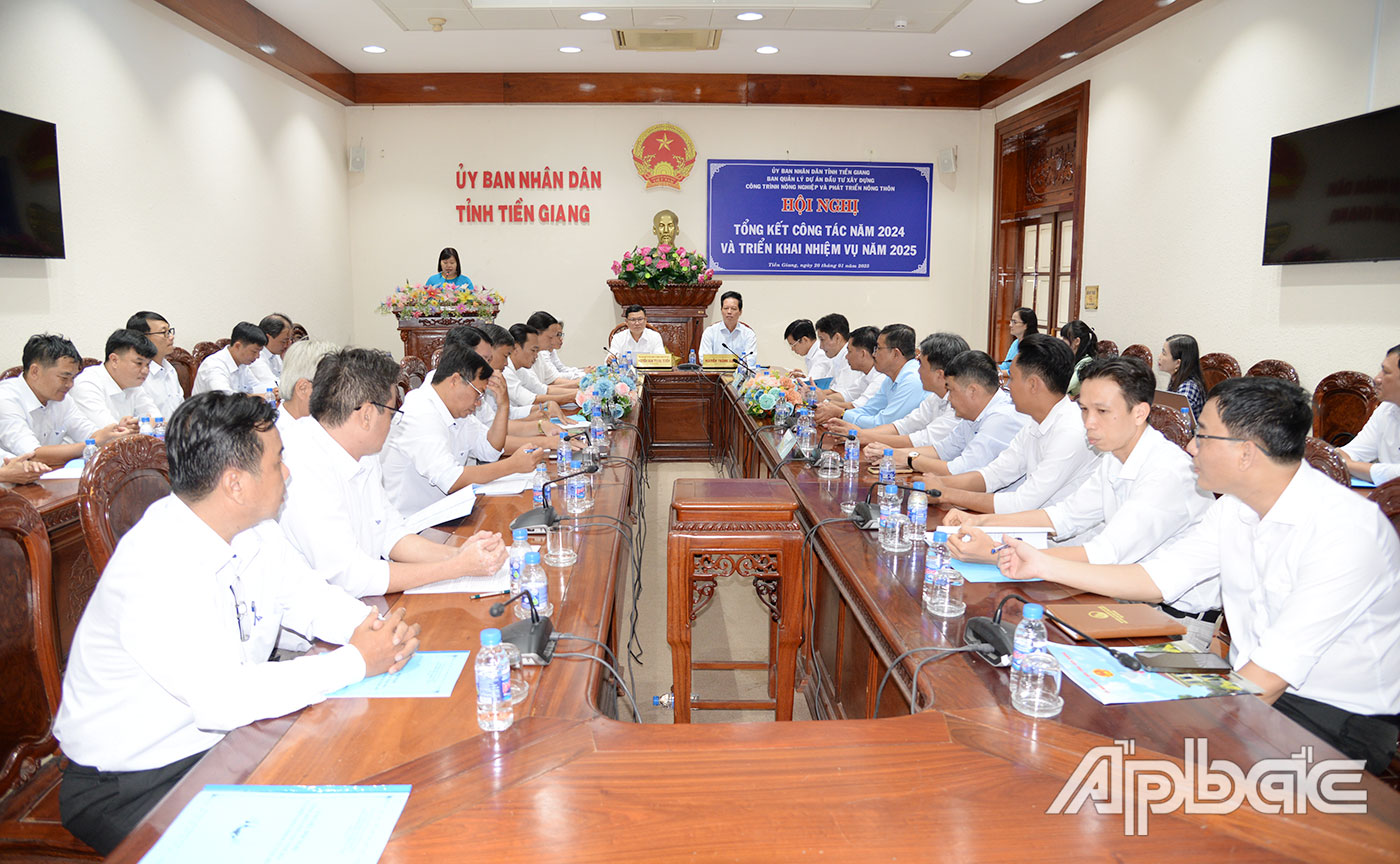 Quang cảnh hội nghị.