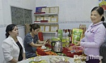 Lãnh đạo Sở Công thương, Hội Nông dân tỉnh Đồng Tháp khảo sát mô hình sản xuất tại xã Tân Thới