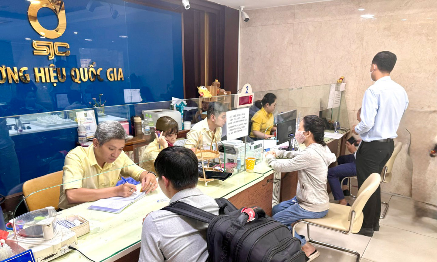 Chính thức xóa bỏ cơ chế Nhà nước độc quyền sản xuất vàng miếng
