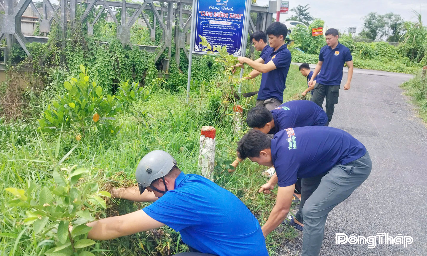 Đoàn Thanh niên phường Thới Sơn tổ chức ra quân “Ngày Chủ nhật xanh”  lần thứ IV-2025.