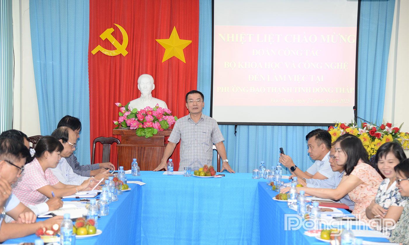 Đồng chí Trần Mạnh Tuấn phát biểu tại buổi làm việc.