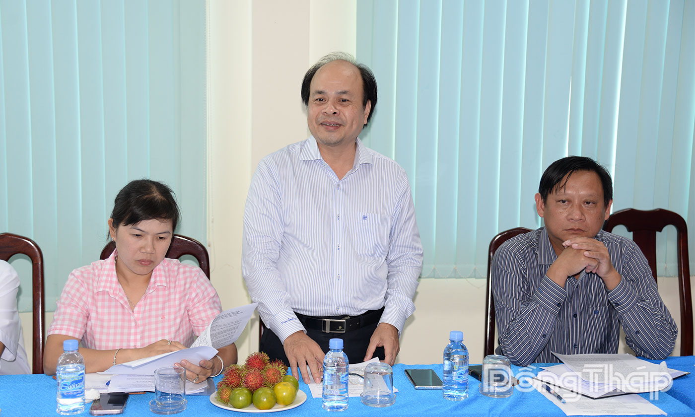 Phó Giám đốc Sở KH&CN tỉnh Đồng Tháp Trần Văn Dũng phát biểu tại buổi làm việc.