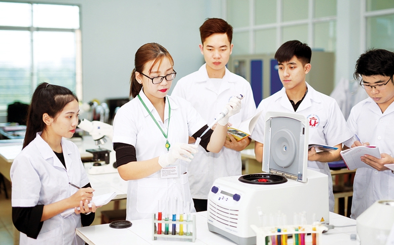 Nghị quyết 71 khẳng định rõ: không tiếp tục cắt giảm mà phải tăng ngân sách.
