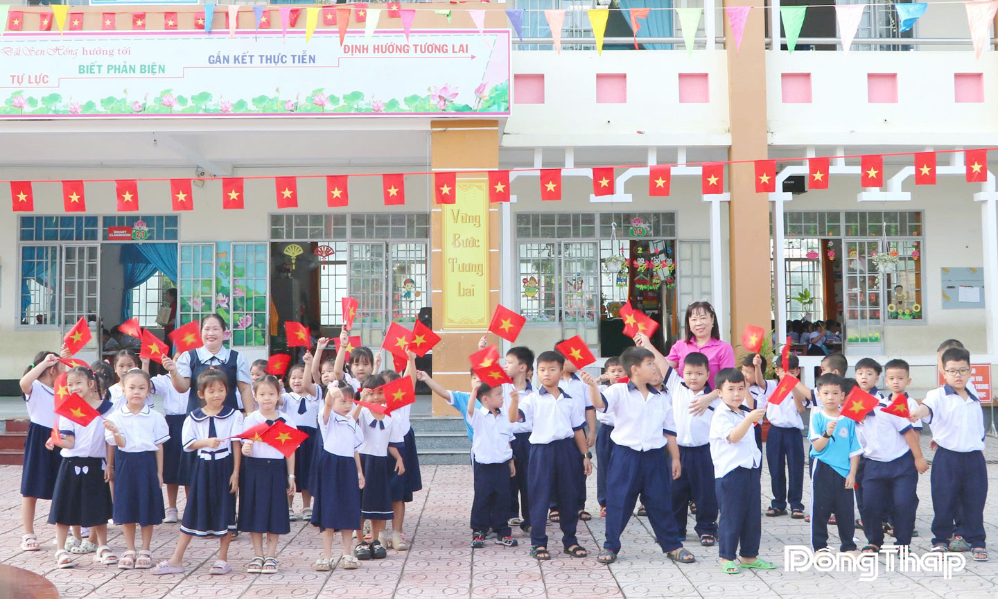 Tạo động lực mạnh mẽ để giáo dục và đào tạo phát triển bứt phá