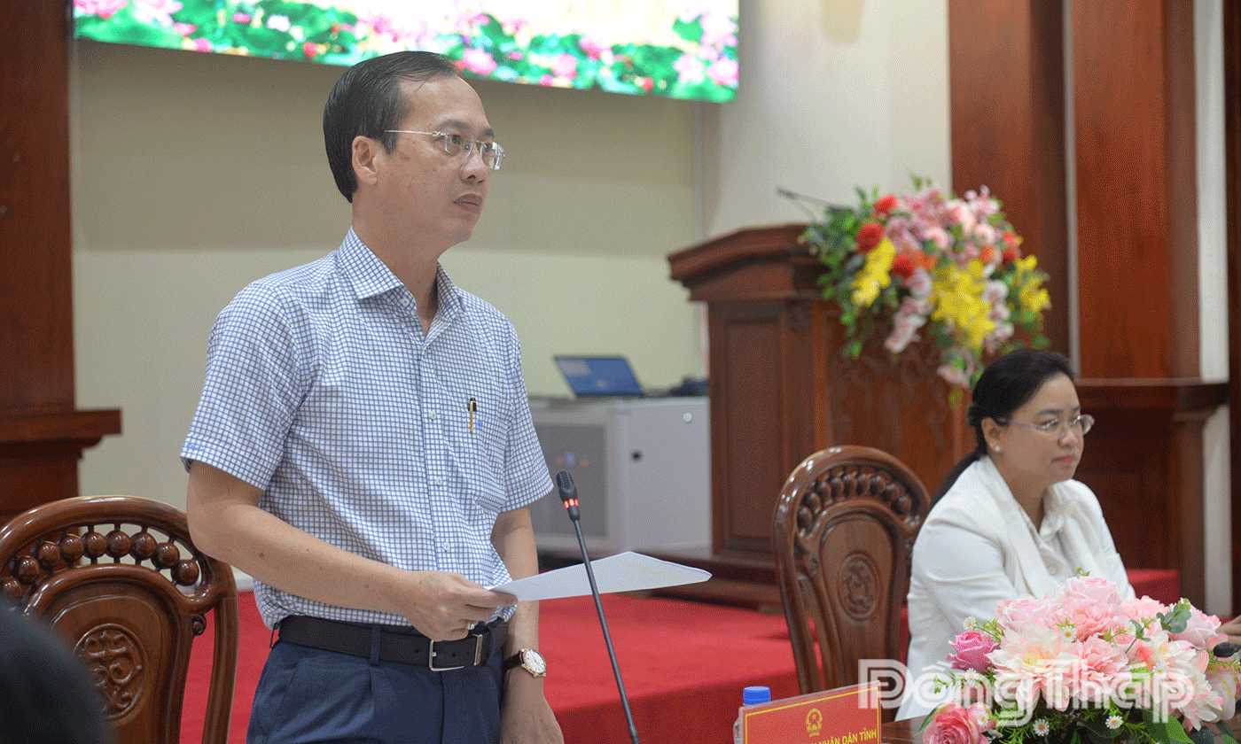 Chủ tịch UBND tỉnh Trần Trí Quang phát biểu tại hội nghị.