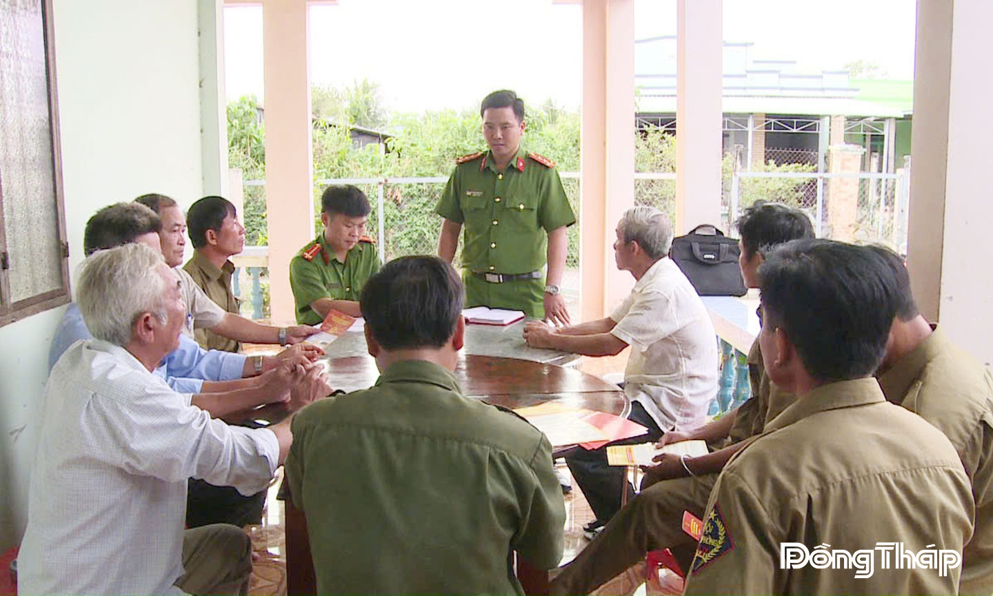 Họp tổ nòng cốt xây dựng Khu dân cư Lợi An.