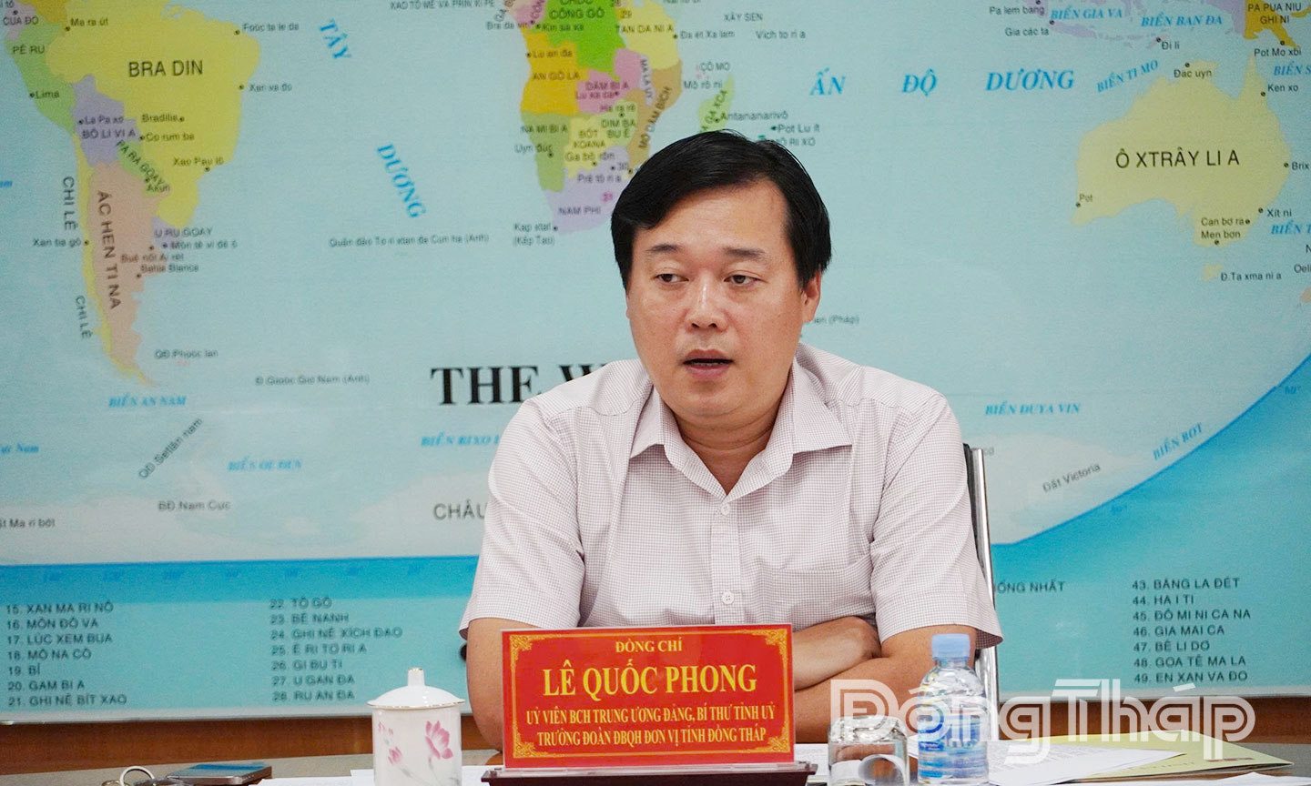 Bí thư Tỉnh ủy Lê Quốc Phong kết luận cuộc họp