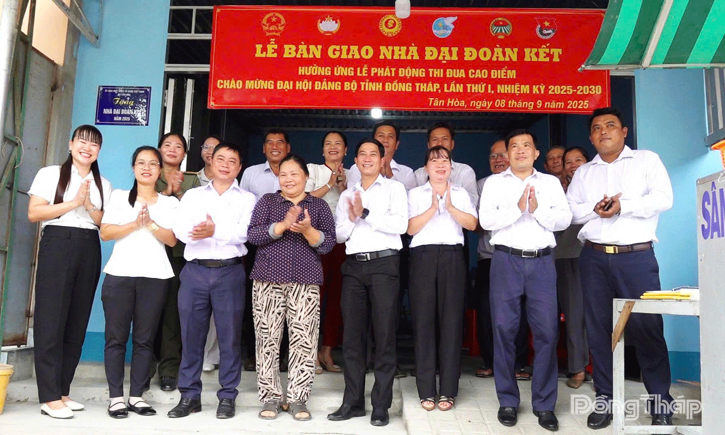 bàn giao cho hộ bà hộ bà Lê Thị Nhung 