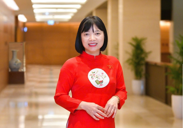 Bà Nguyễn Thị Việt Nga - Ủy viên Ủy ban Văn hóa và Xã hội của Quốc hội.