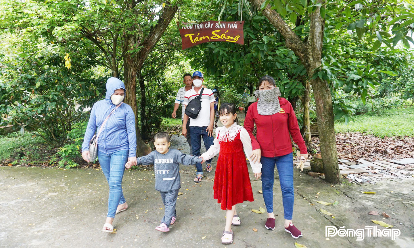 Du lịch sinh thái kết hợp trải nghiệm nông nghiệp, hướng đi mới đầy tiềm năng của xã Tân Phú Trung.