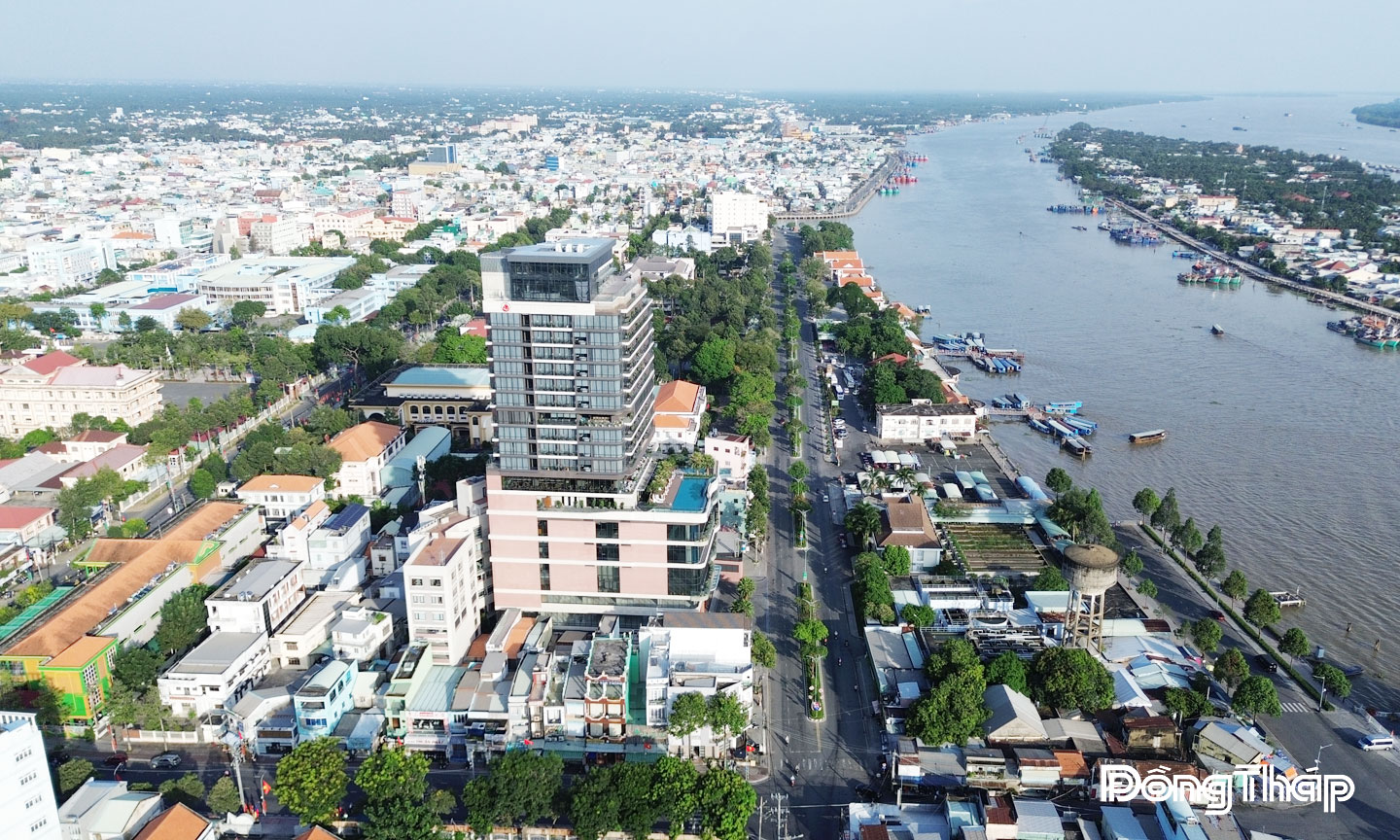 Phường Mỹ Tho tập trung phát triển thương mại - dịch vụ chất lượng cao, tạo động lực tăng trưởng kinh tế - đô thị trung tâm của tỉnh.