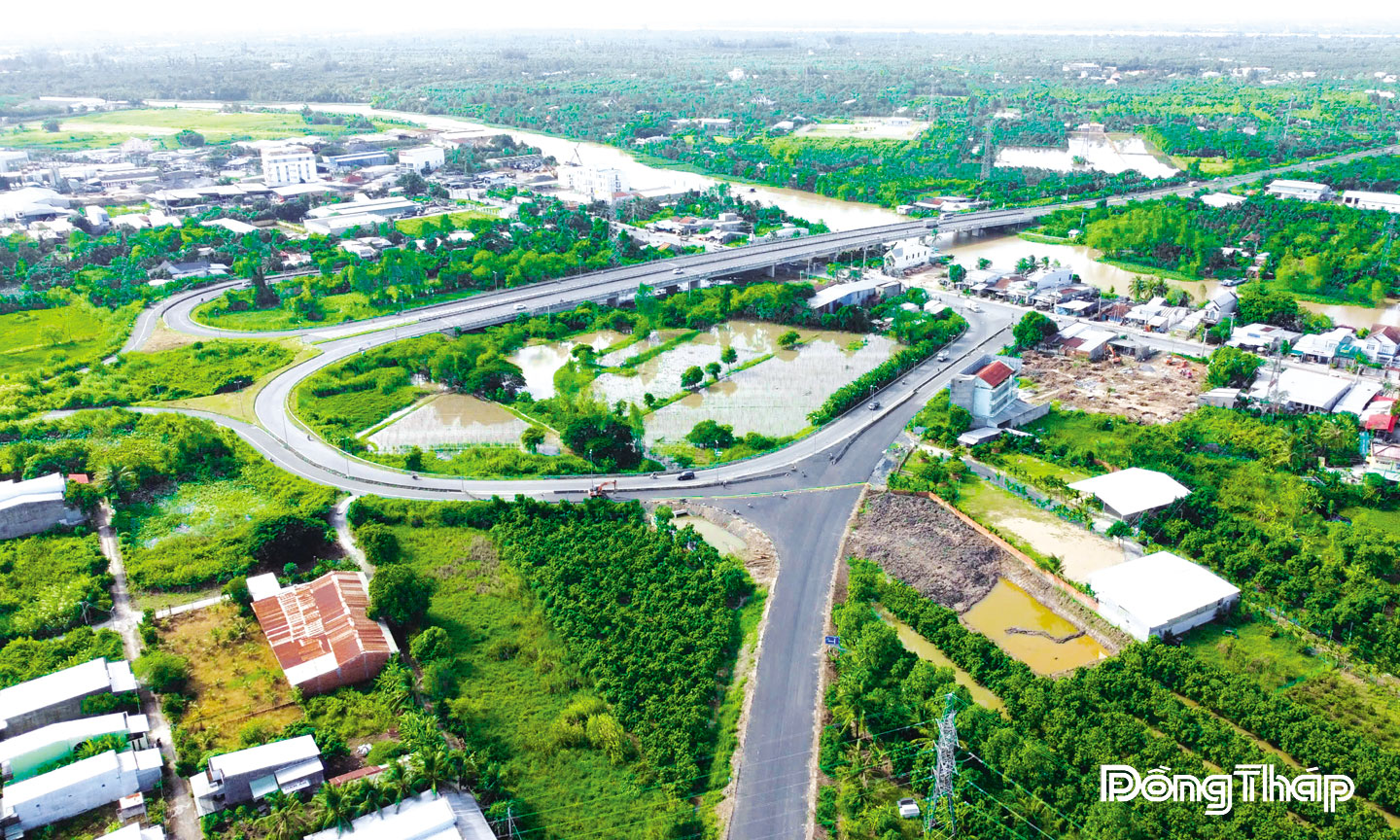 Nút giao An Bình (phường Mỹ Trà), nơi giao nhau giữa Quốc lộ N2B với Quốc lộ 30 và Tuyến tránh Cao Lãnh.