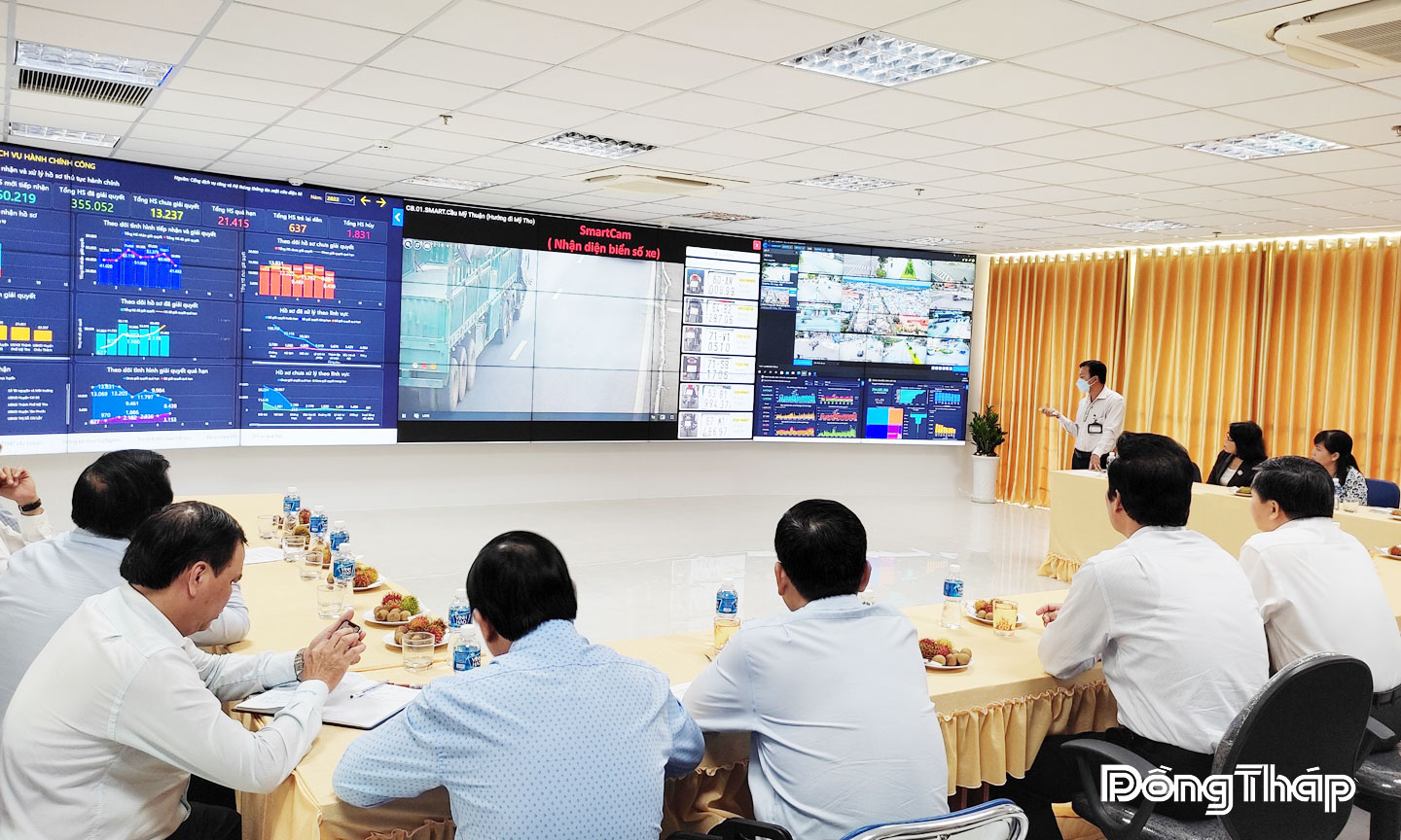 Trung tâm Điều hành thông minh tỉnh - “bộ não số” hỗ trợ lãnh đạo Ủy ban nhân dân tỉnh trong việc chỉ đạo các chính sách phát triển kinh tế - xã hội của tỉnh Đồng Tháp.