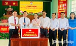 Ủng hộ đồng bào khắc phục thiệt hại do bão gây ra