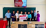 Agribank Chi nhánh Chợ Gạo tặng vật tư y tế và thiết bị giáo dục tại xã Mỹ Tịnh An