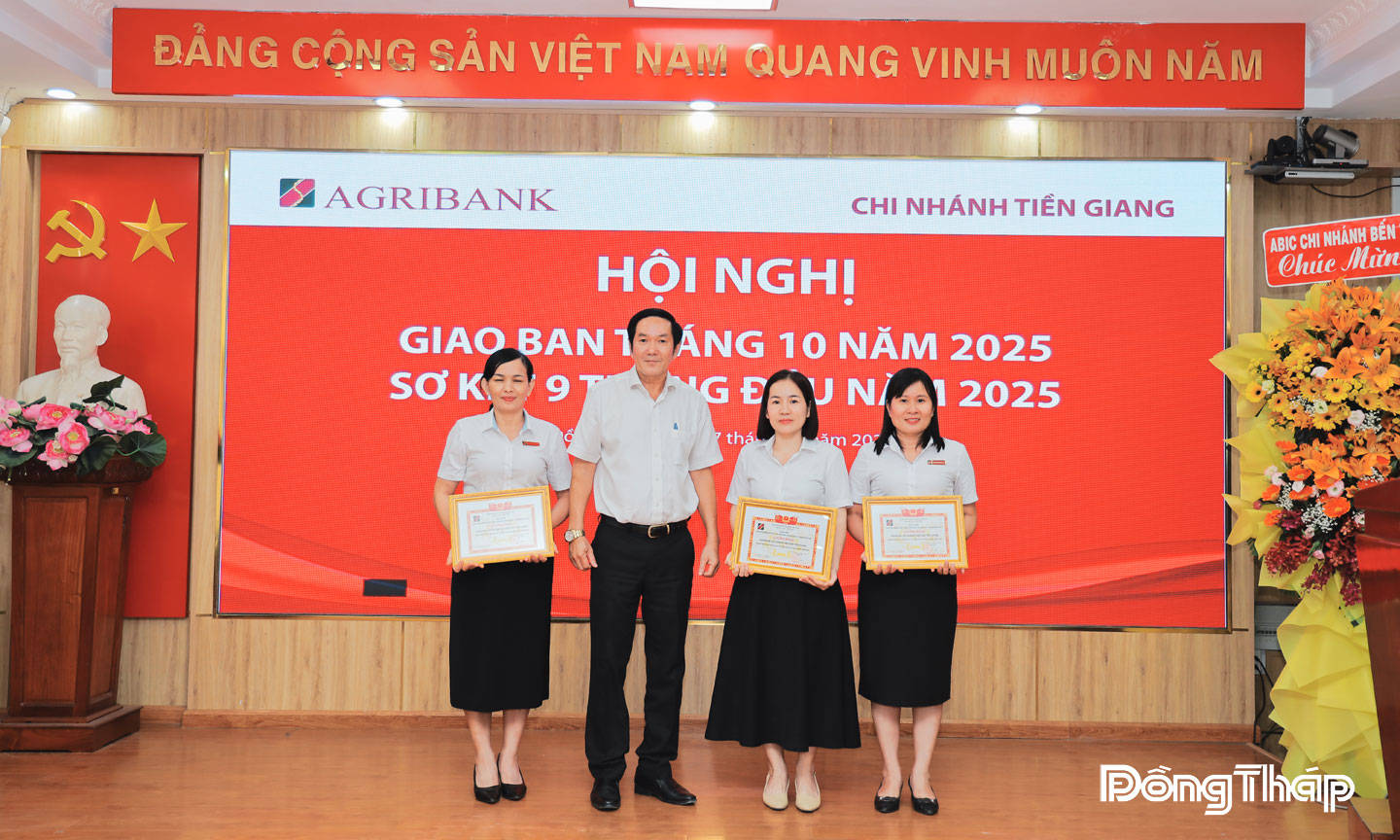 Tiếp tục khẳng định uy tín và sức hút của Agribank trên địa bàn