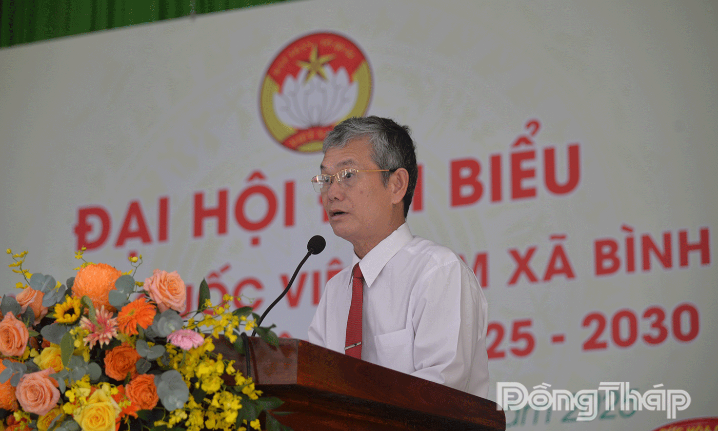 Đồng chí Đinh Văn Dũng phát biểu chỉ đạo Đại hội.