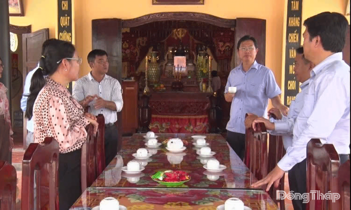 àn, có chuyến thăm khu di tích đền thờ Anh Hùng dân tộc Trương Định tại xã Gia Thuận và khu di tích Ao Dinh tại xã Tân Đông.