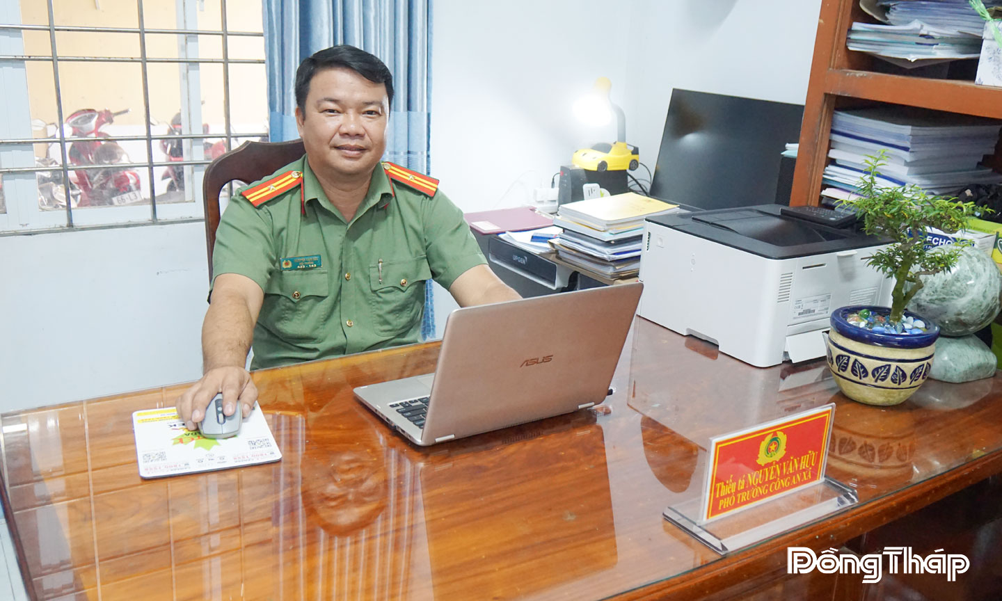 Thiếu tá Nguyễn Văn Hữu  luôn hoàn thành xuất sắc nhiệm vụ  và xung kích vì cộng đồng.