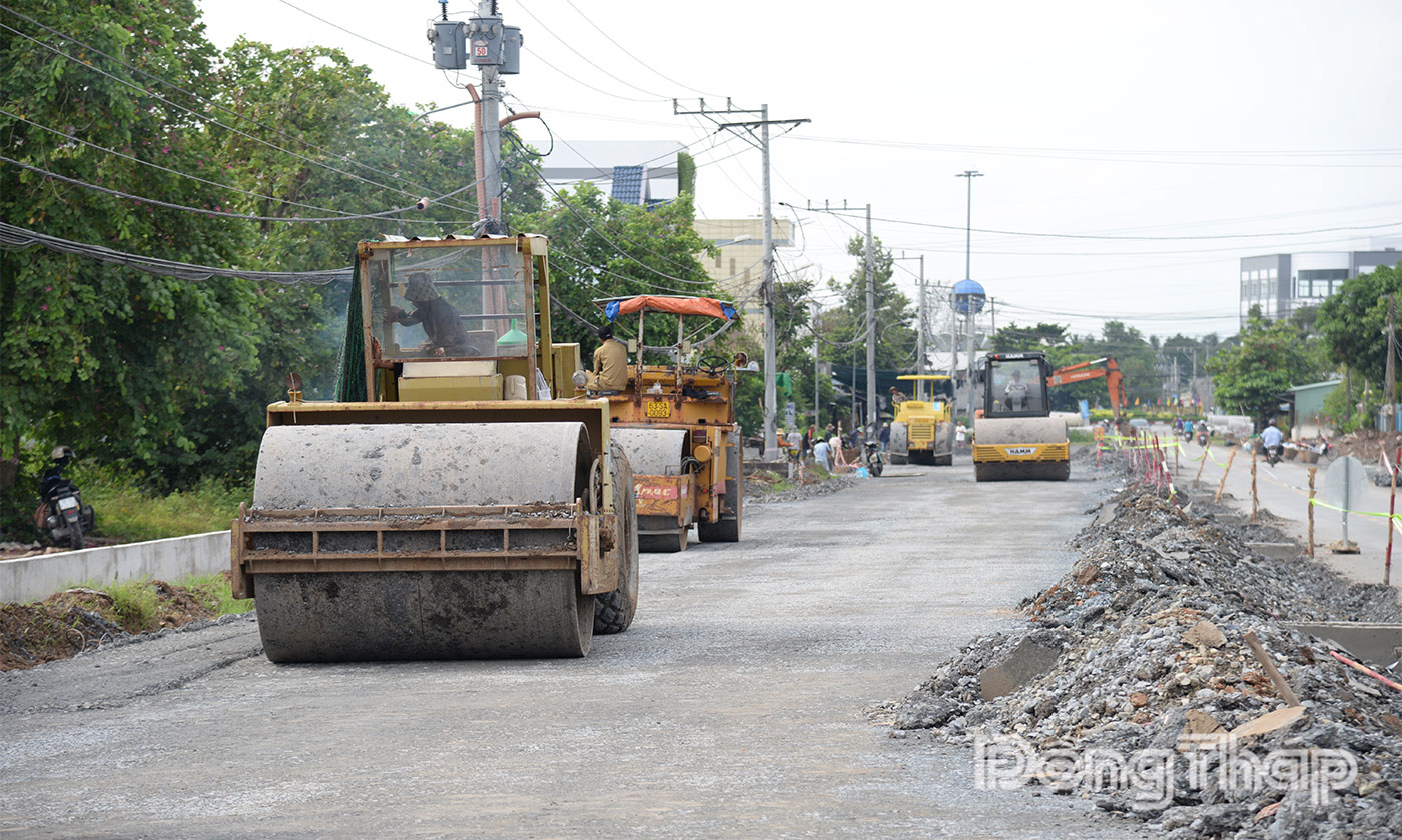 Đồng Tháp đặt mục tiêu thực hiện giải ngân 100% kế hoạch đầu tư công năm 2025 đã được Thủ tướng Chính phủ giao
