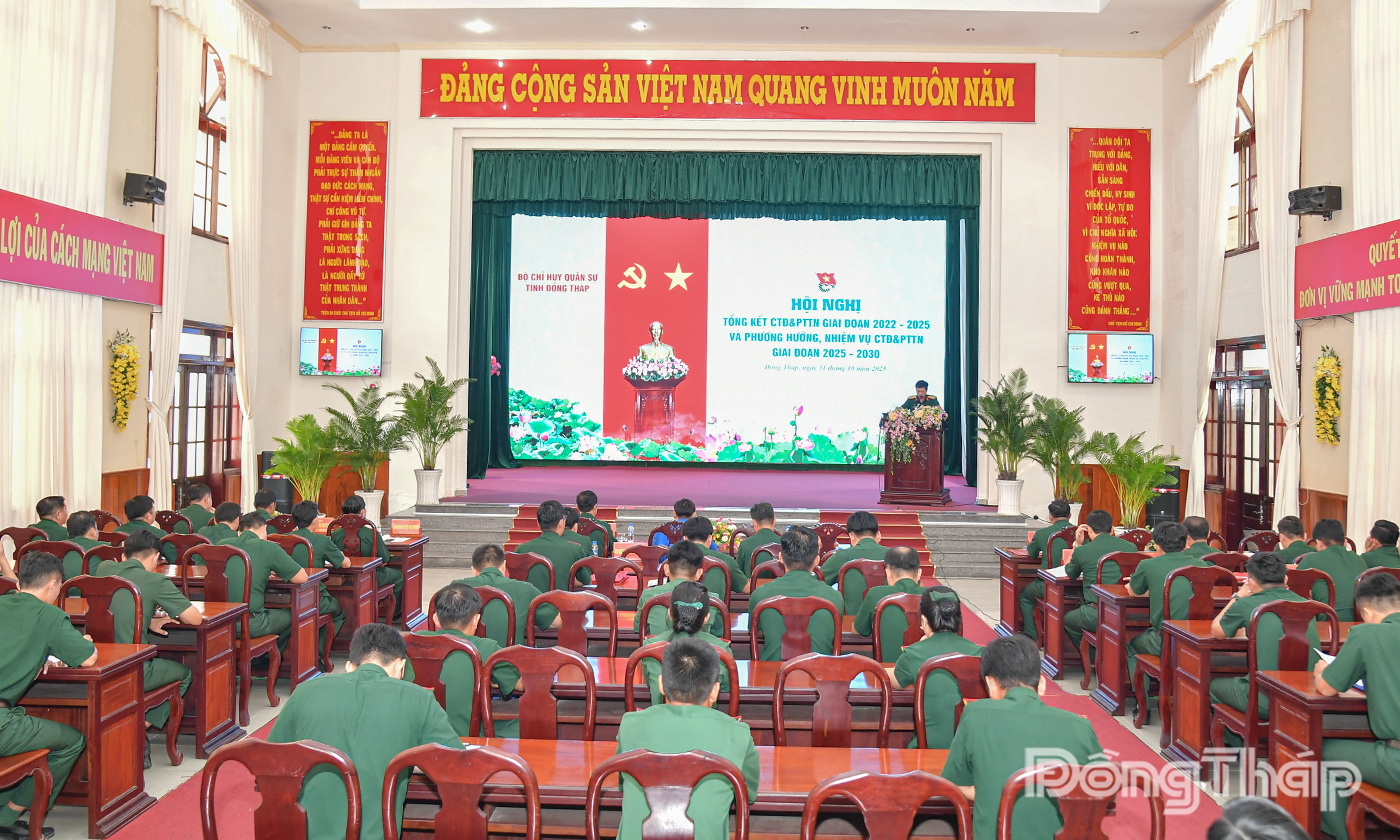 Quang cảnh hội nghị