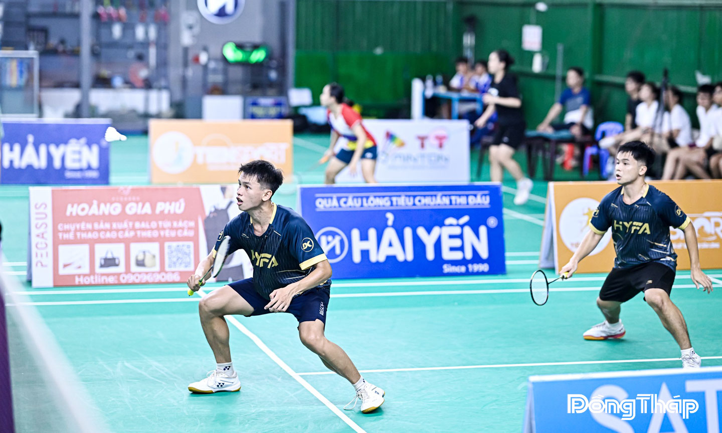 Các trận đấu diễn ra sôi nổi, hấp dẫn.