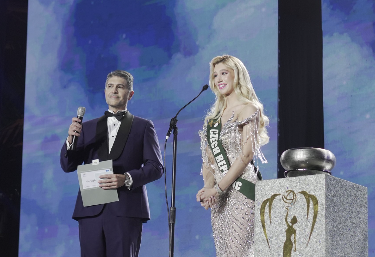 Natálie Puškinová trong phần thi ứng xử. Ảnh: BTC