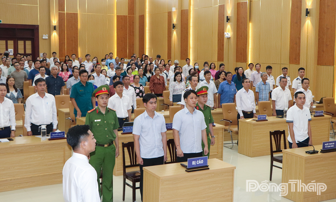 Quang cảnh phiên tòa tại phường Vũng Tàu.