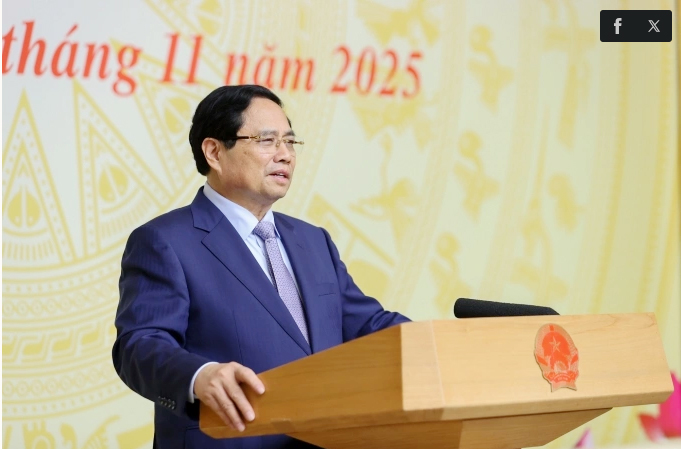 Thủ tướng Phạm Minh Chính trong buổi gặp gỡ 60 nhà giáo tiêu biểu, chiều 15-11. Ảnh: VGP