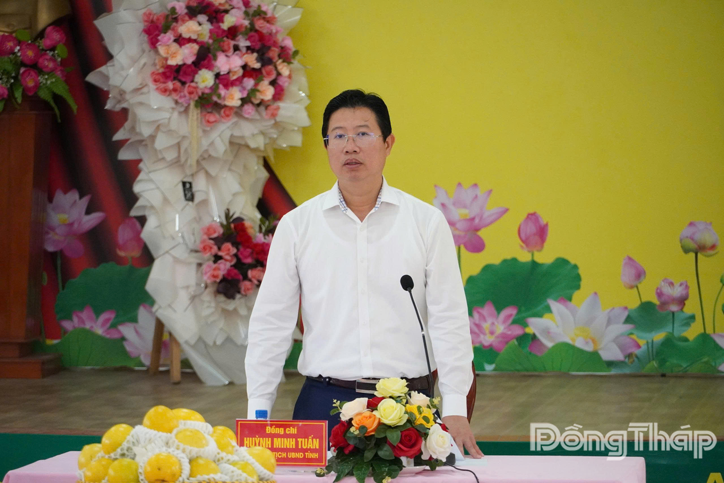 Phó Chủ tịch UBND tỉnh Huỳnh Minh Tuấn ghi nhận và biểu dương sự nỗ lực của các xã trong vận hành chính quyền địa phương 2 cấp và thực hiện các nhiệm vụ phát triển kinh tế - xã hội năm 2025.