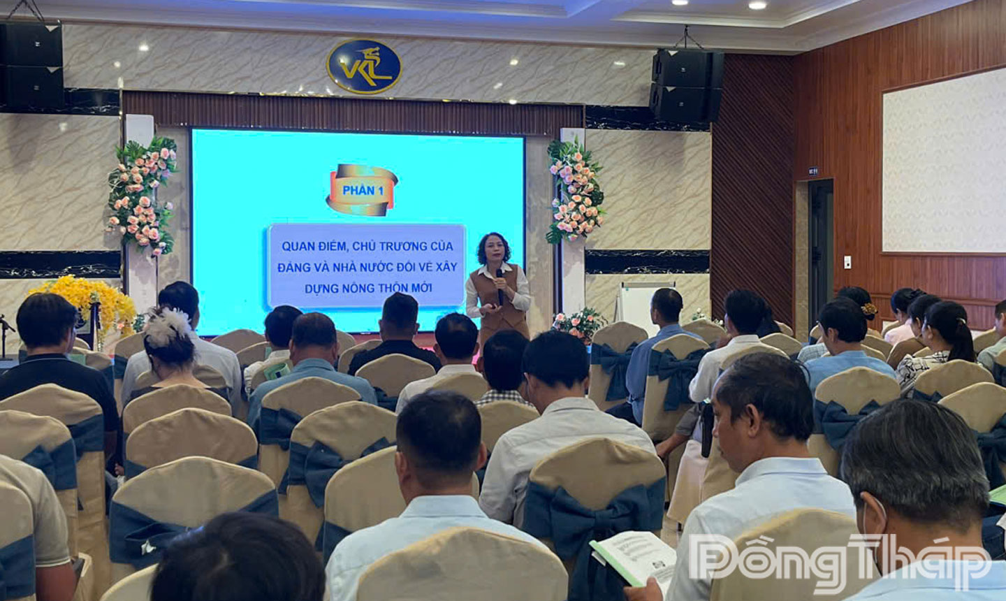 Quang cảnh hội nghị.