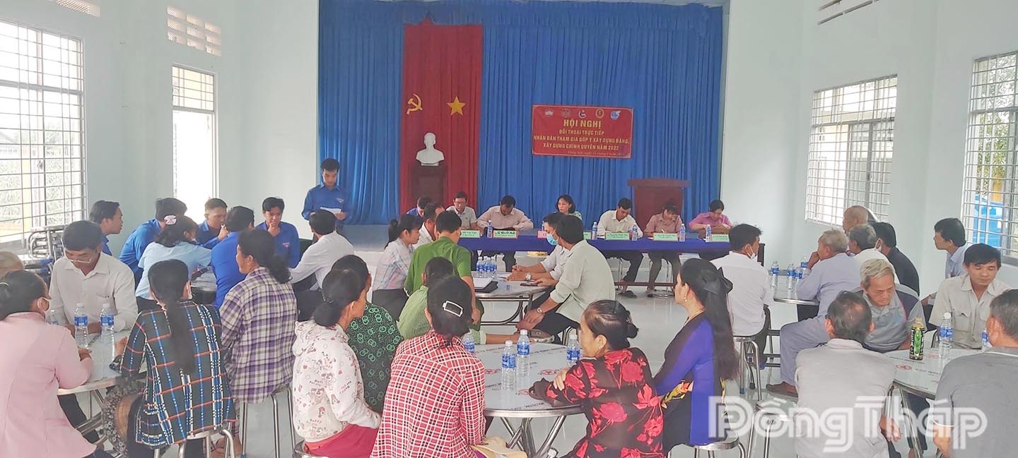 Mặt trận Tổ quốc xã tổ chức đối thoại trực tiếp Nhân dân góp ý xây dựng Đảng, xây dựng chính quyền.